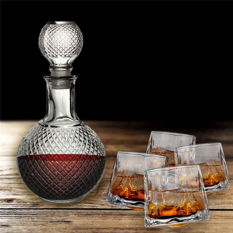 SET BOTTIGLIA SFERA IN VETRO DA 1 LITRO CON 4 BICCHIERI DA LIQUORE ROYAL CAPIENZA 150 ML