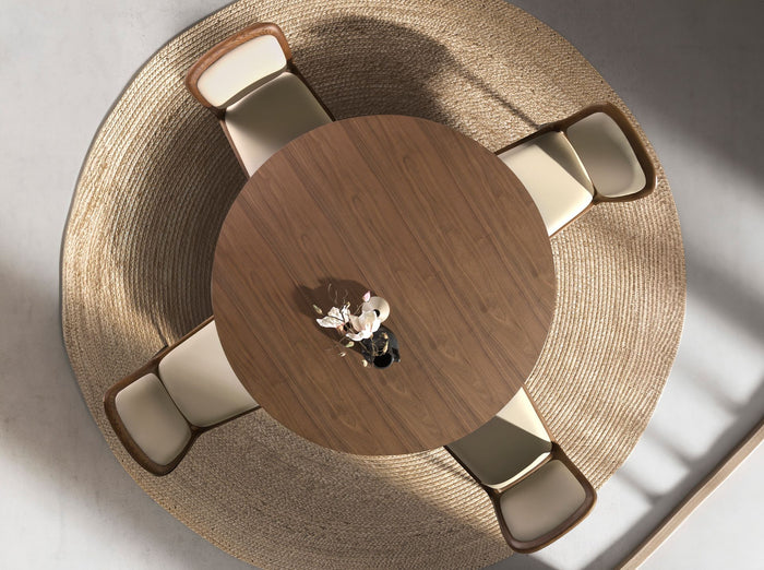 Tavolo da pranzo rotondo in noce e acciaio metallizzato color sabbia