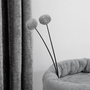 ALBERO TIRAGRAFFI PER GATTI CON CASETTA E LETTINO, PALI IN SISAL E PALLINE, 44.5X44.5X73.5CM, GRIGIO