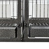 DOPPIA GABBIA PER UCCELLI IN METALLO CON VASSOI ESTRAIBILI, SUPPORTO CON 4 RUOTE E RIPIANO, 95X45.5X102CM, GRIGIO