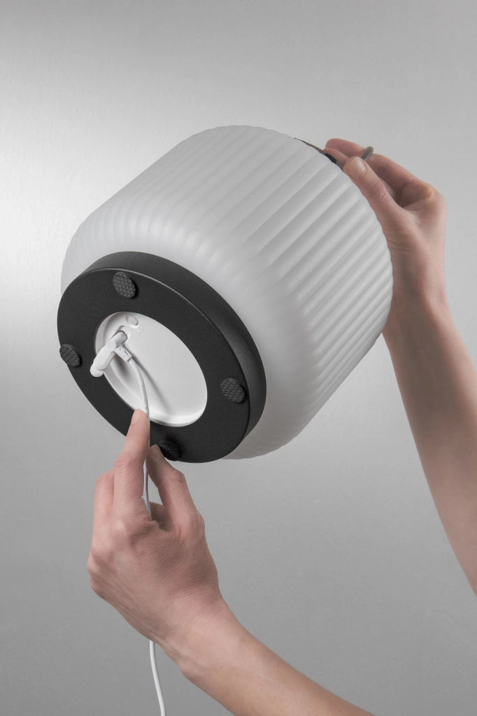 LUMETTO LED SOLARE RICARIABILE ROBIN NERO 1,2W 3000K 84LM DIMMERABILE IP54