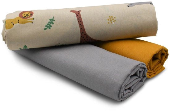 Set di tessuto in cotone 1,5m design + 2x selezione di tessuto 100% cotone a tinta unita coordinata (Cute Animals Set85)