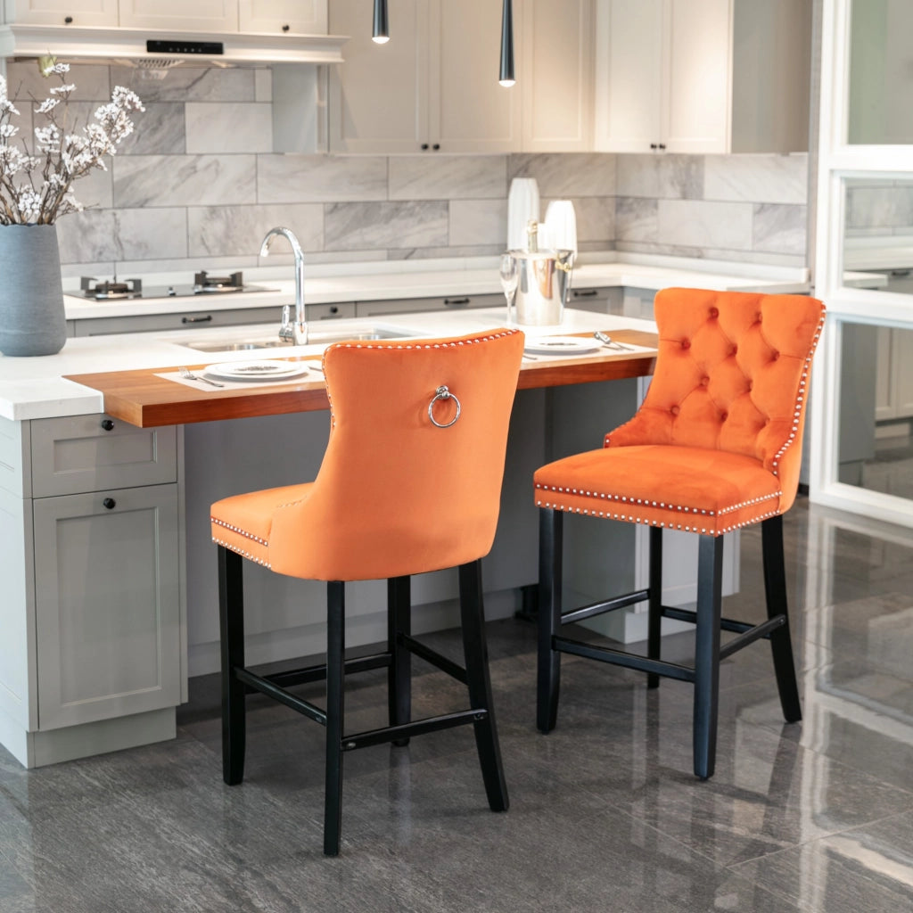 Sgabelli da Bar Velluto Imbottiti con Bottoni e Gambe in Legno ¨C MINIMAL ¨C Set di 2, Arancione