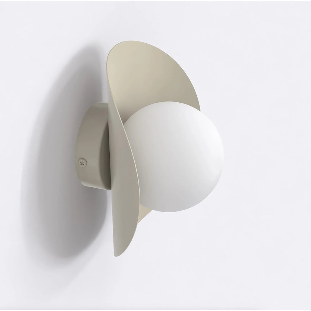 Lampada da parete Fiero Moka con diffusore in vetro