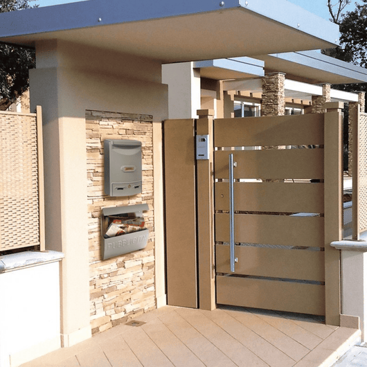 ALUBOX EUROPA MAXI Cassetta Postale Da Esterno 39X29X10 Cm Cassetta Posta In Alluminio Pressofuso Cassetta Lettere Completa Di Portanome Impermeabile Formato Rivista COLORE: ARGENTO METALIZZATO