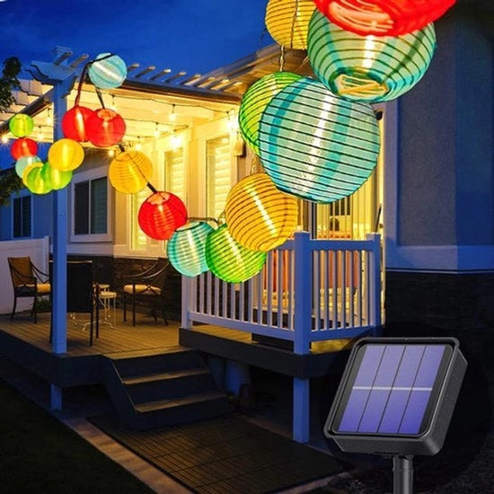Luminaria solare per esterni - 7 metri - 50 LED - 8 impostazioni - Impermeabile - Adatto per matrimoni e feste (colorata)