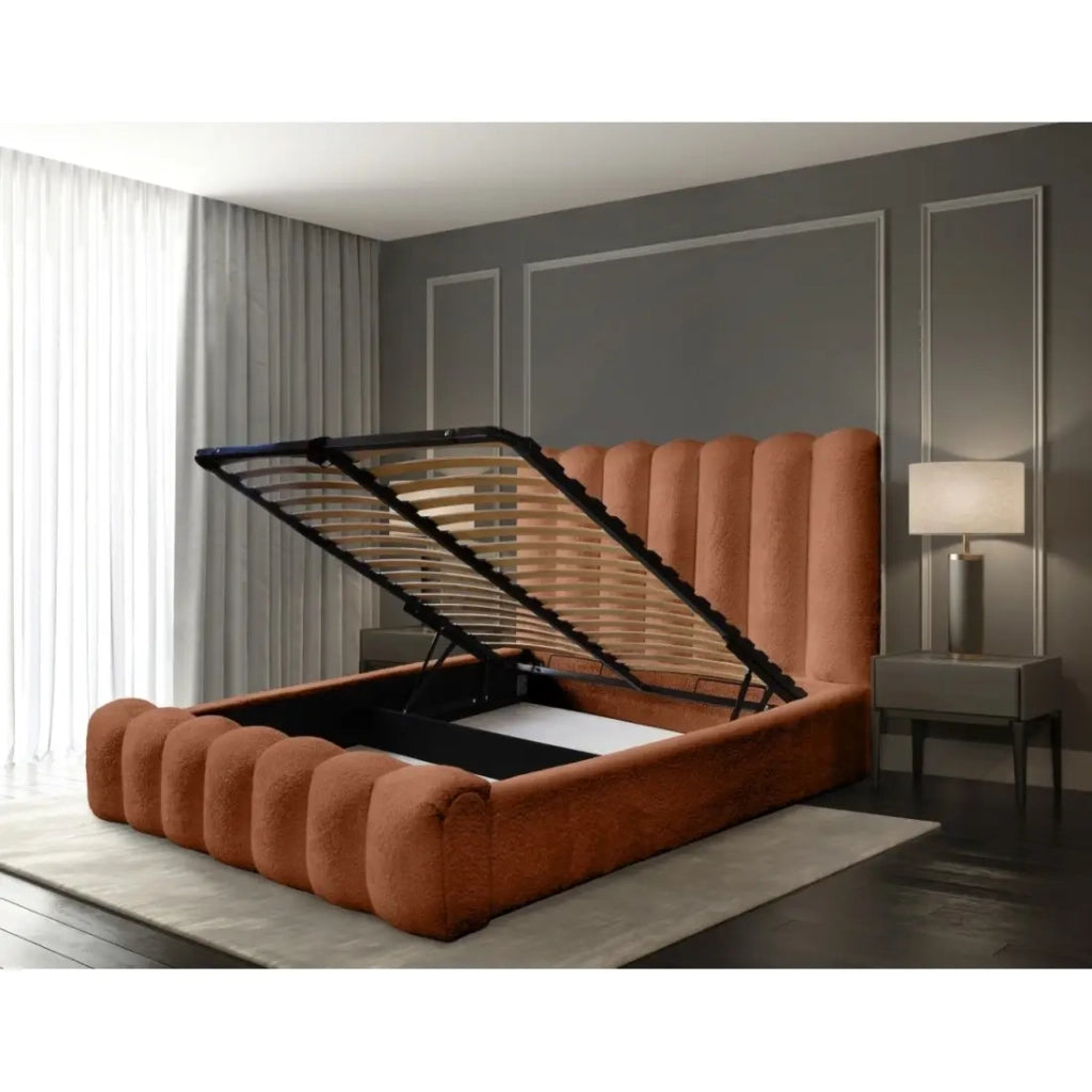 Letto contenitore BADJA – Tessuto bouclé Terracotta – 160x200 cm – Rete sollevabile – Design di alta gamma
