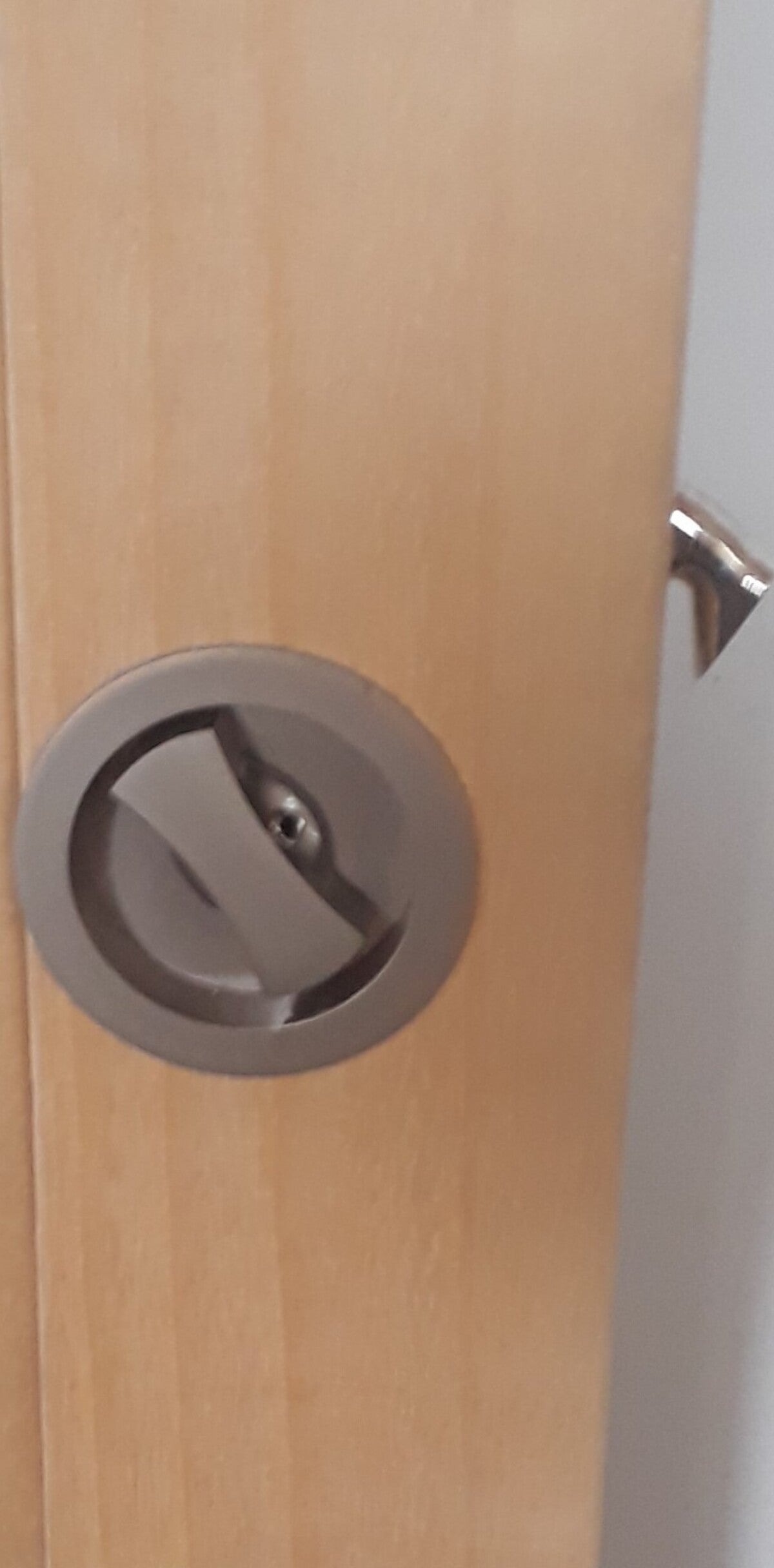 Porta scorrevole bianca "Kenya" modello 83 in larghezza con sistema a rulli senza maniglia