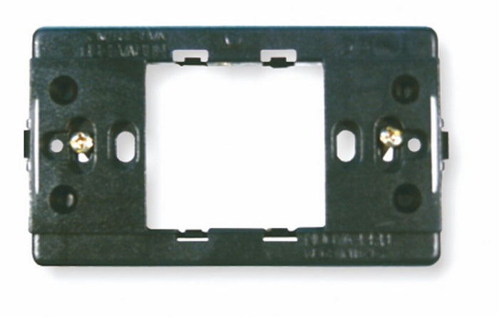 supporto per presa schuko centrata cod:ferx.vit23539