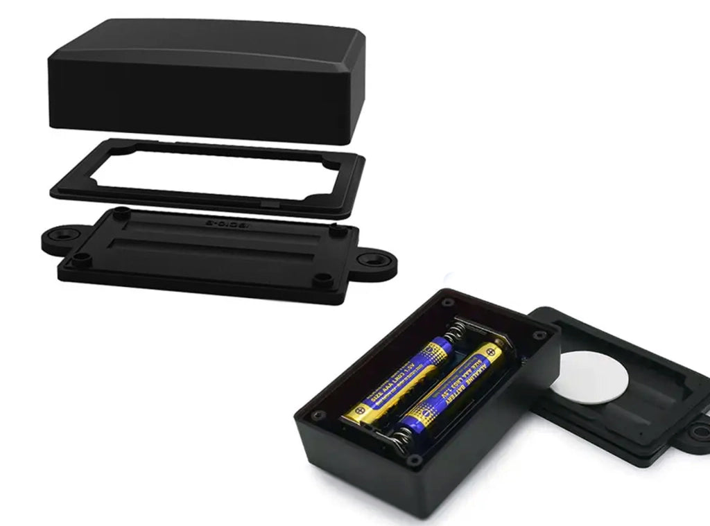 Kit 8 Trasmettitori Beacon BLE Minew i3 Waterproof IP67 per Localizzazione Indoor, Magazzini e Sistemi IoT per Tracciamento e Proximity Marketing con Accessori di Montaggio