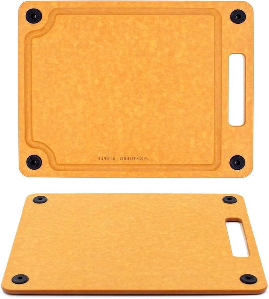 Piastra di taglio compatta di 235 x 30 cm - antiscivolo e lavabile in lavastoviglie - piastra di taglio con canale di raccolta di succhi - antibatterico - piastra di taglio in legno vegetale resistentente