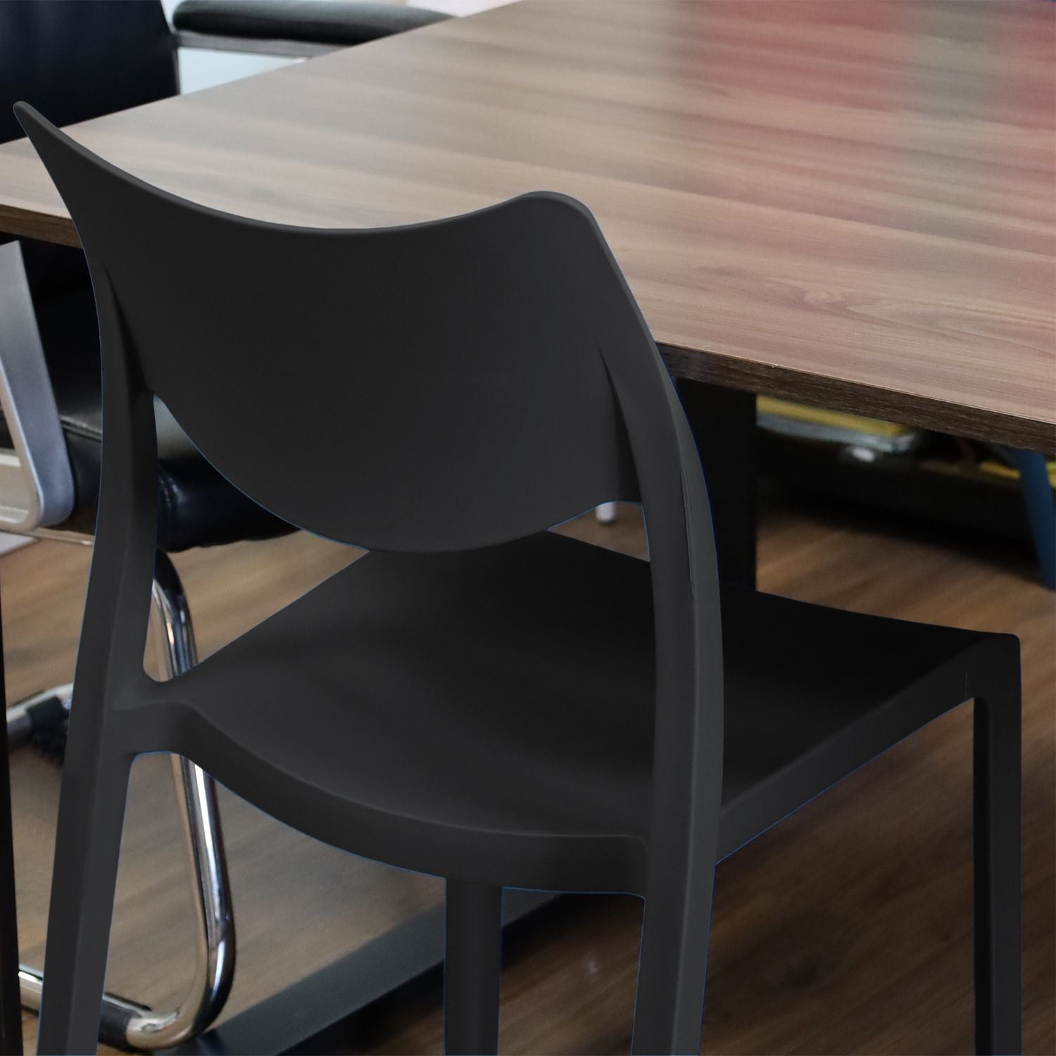 Marvin Sedia In Polipropilene Manu Arredo di Design Sedia per Esterno e Interno Impilabile Sedie per G 2 SEDIE MANU NERO