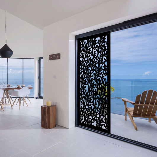 KORAL - Pannello in PVC traforato - Parasole Colore: nero, Misura: 73x148 cm