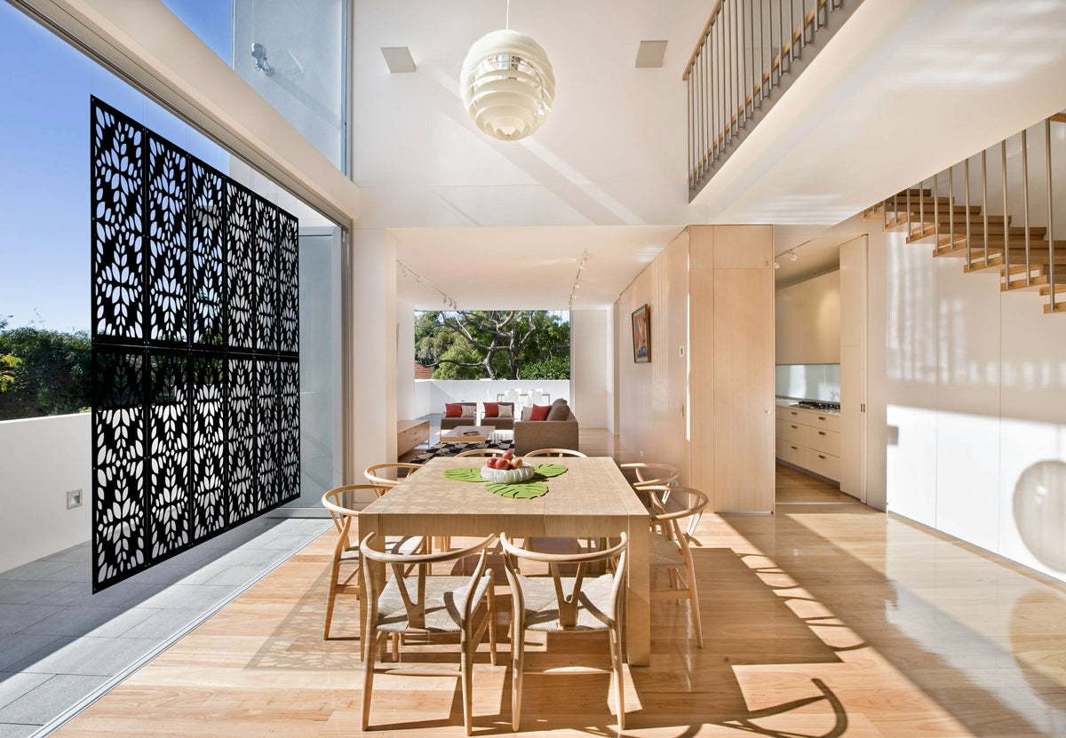 LEAVES - Pannello in PVC traforato - Parasole Misura: 47x94 cm, Colore: nero