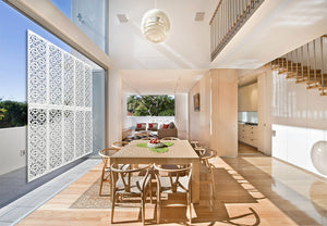 PELOTA MAYA - Pannello in PVC traforato - Parasole Misura: 47x94 cm, Colore: bianco