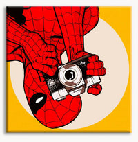 Spider - Man takes Foto - Stampa su tela montata su telaio in legno Misura: 130x130 cm