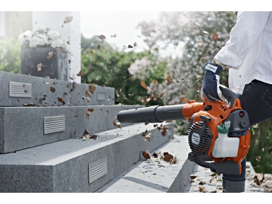 Soffiatore aspiratore a scoppio Husqvarna 125BVX 28cc velocitA~ Acirc; aria 76m/s