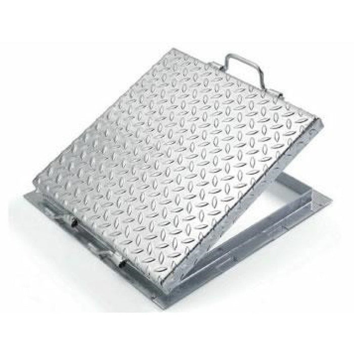 Coperchio cisterna con telaio acciaio zincato sp.30 10 050x050 h