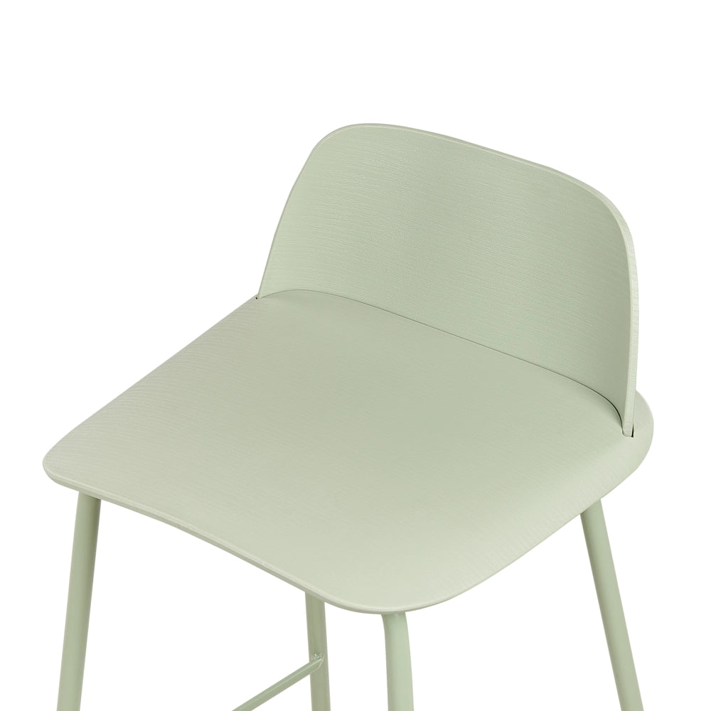 Set di 4 sgabelli da bar moderni in plastica verde sintetica e gambe in metallo stile moderno contemporaneo