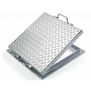 Coperchio cisterna con telaio ac ciaio zincato sp.30 10 030x030 h