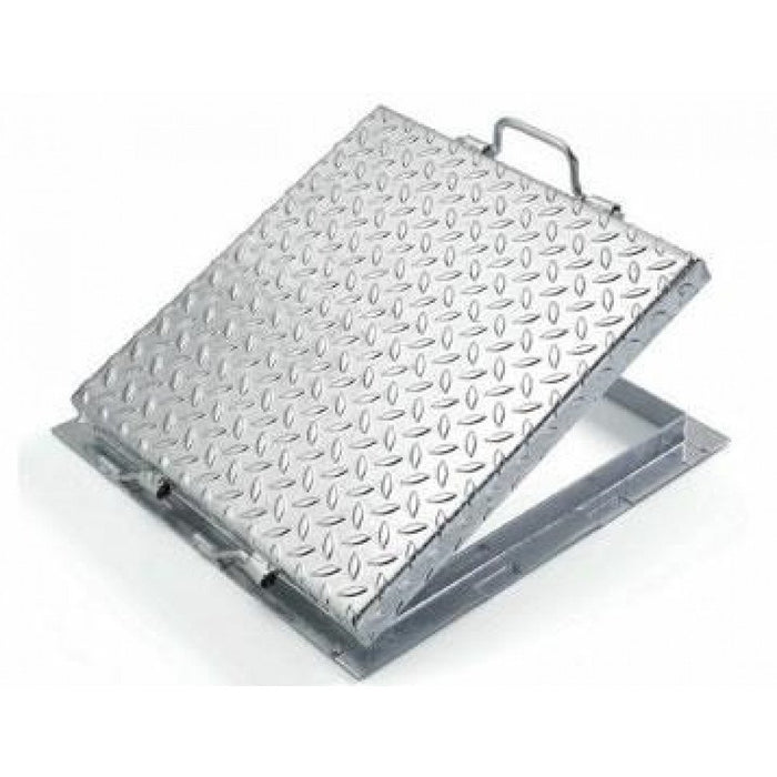 Coperchio cisterna con telaio ac ciaio zincato sp.30 10 030x030 h