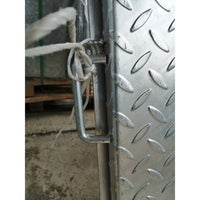 Coperchio cisterna con telaio ac ciaio zincato 100x100 maniglia rovinata