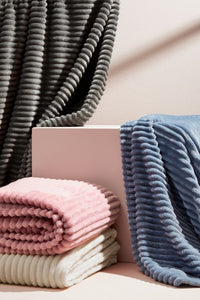 Plaid Matrimoniale in Pile Verde Moderno 150x200 - NIKO Colore: Rosa