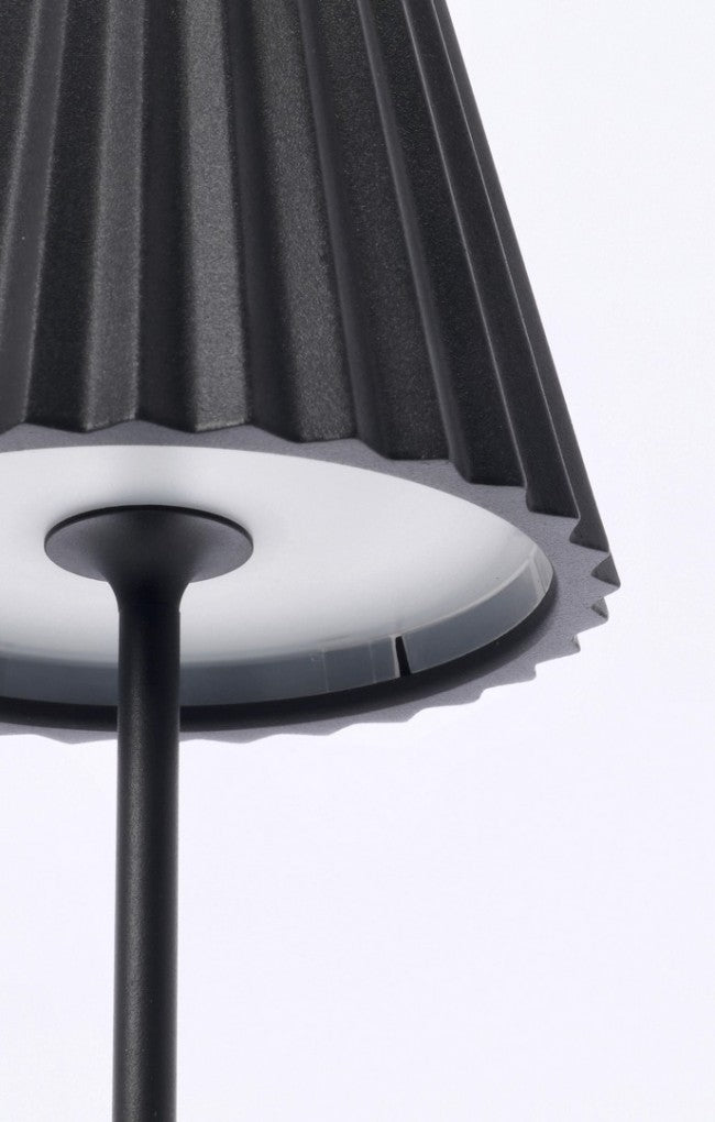 Lampada Tavolo Acciaio Bianco Moderna da Esterno - VULCAN Colore: Nero
