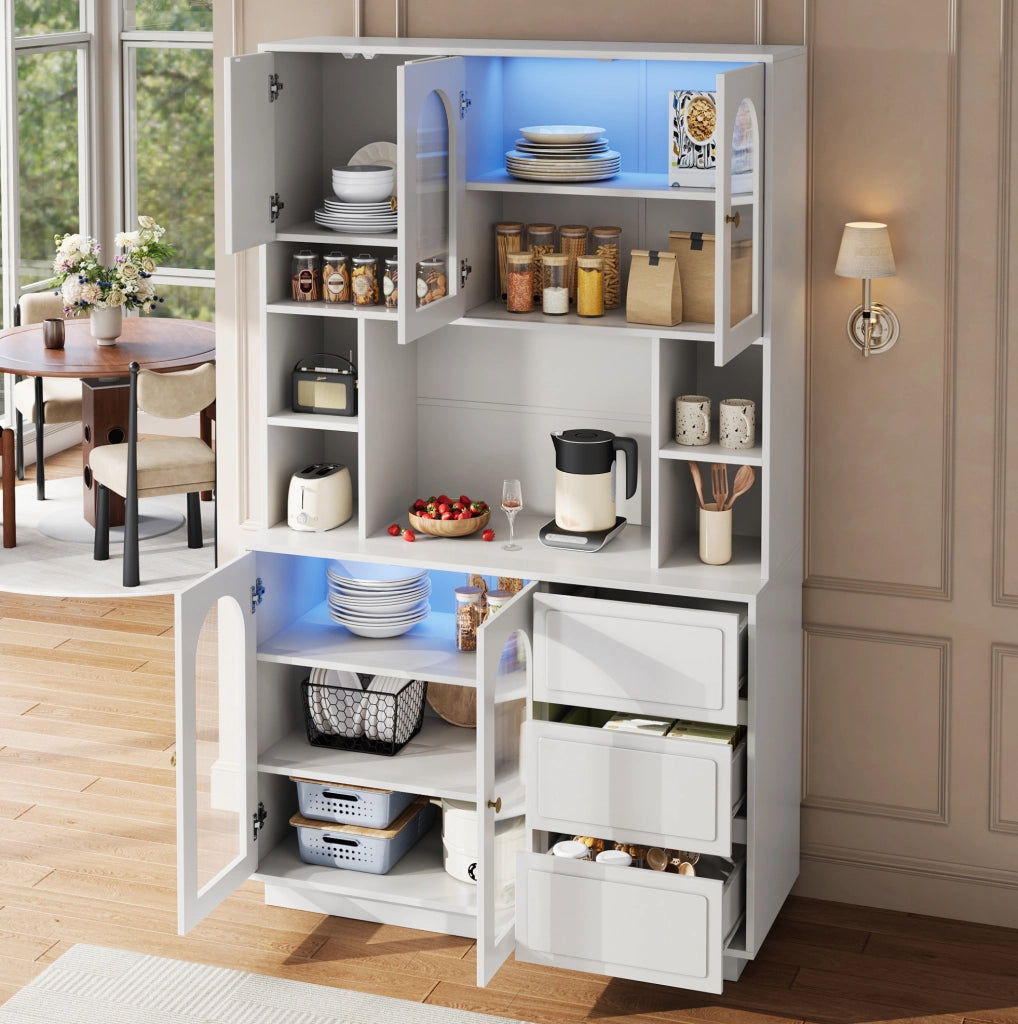 Credenza alta con LED controllabile da app; ante in acrilico curvo; 106x30x175 cm; bianco