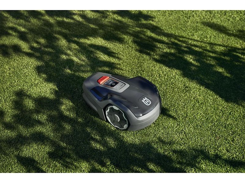 Robot tagliaerba Husqvarna Aspire R4 area 400mq controllo via App