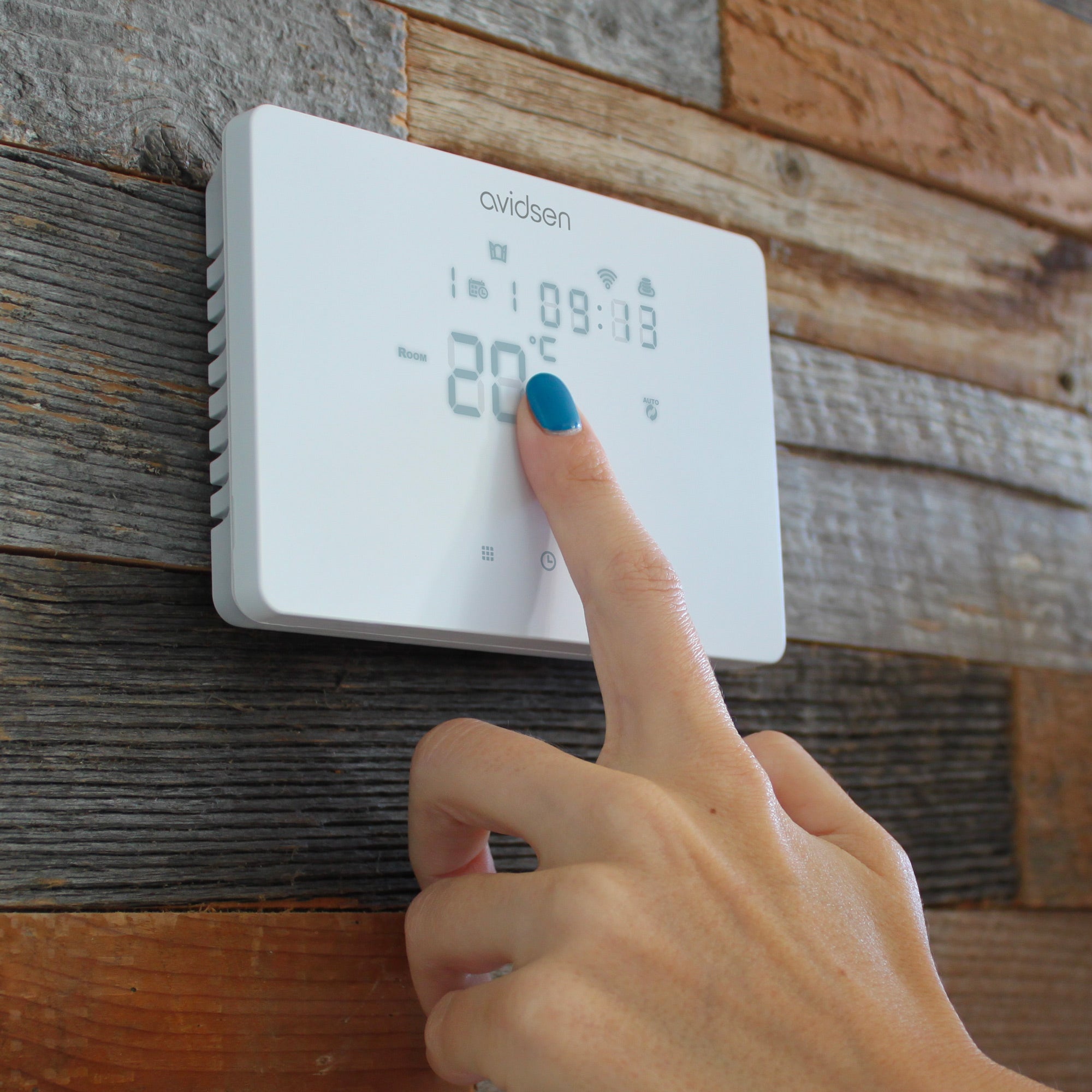 Termostato Wi-Fi Smart HomeTemp Programmabile bianco - Controlli Touch - Avidsen 127073