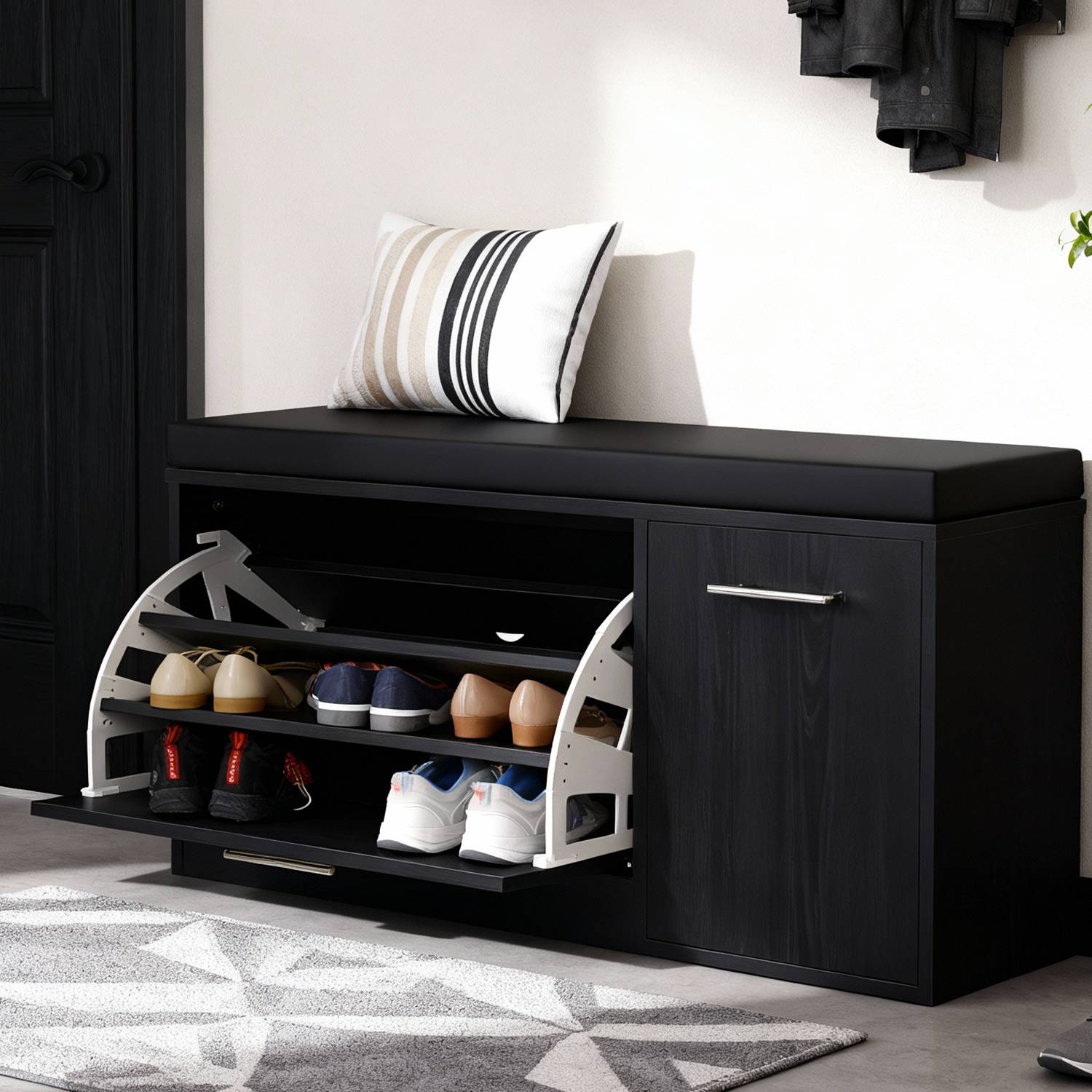 Marvin Scarpiera Panca da Ingresso con Anta Contenitore – Portascarpe Salvaspazio in Legno con Cus Nero / Cuscino Nero