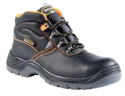 Scarpa in pelle s1p alta tg (37 a 47) Size: 42