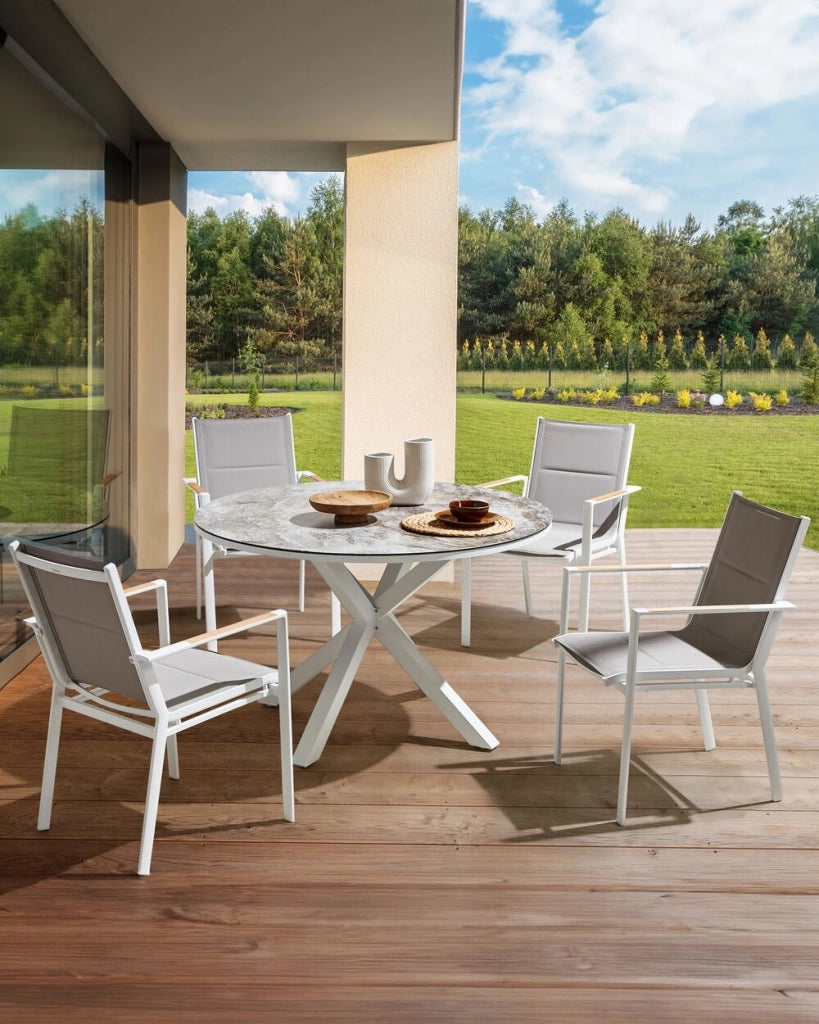 Set di 4 sedie da pranzo da giardino Telaio in alluminio bianco Materiale sintetico Grigio Design moderno per esterni
