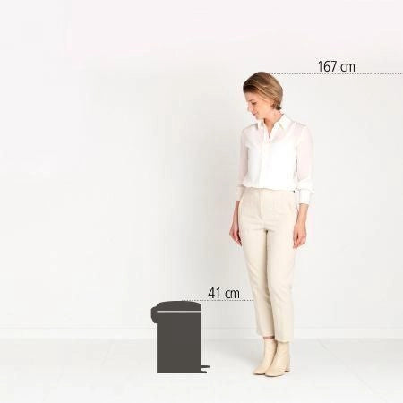 Brabantia 149924 NewIcon Pattumiera a Pedale 12 L Chiusura Ammortizzata Base Antiscivolo Coperchio Antiodore colore Beige