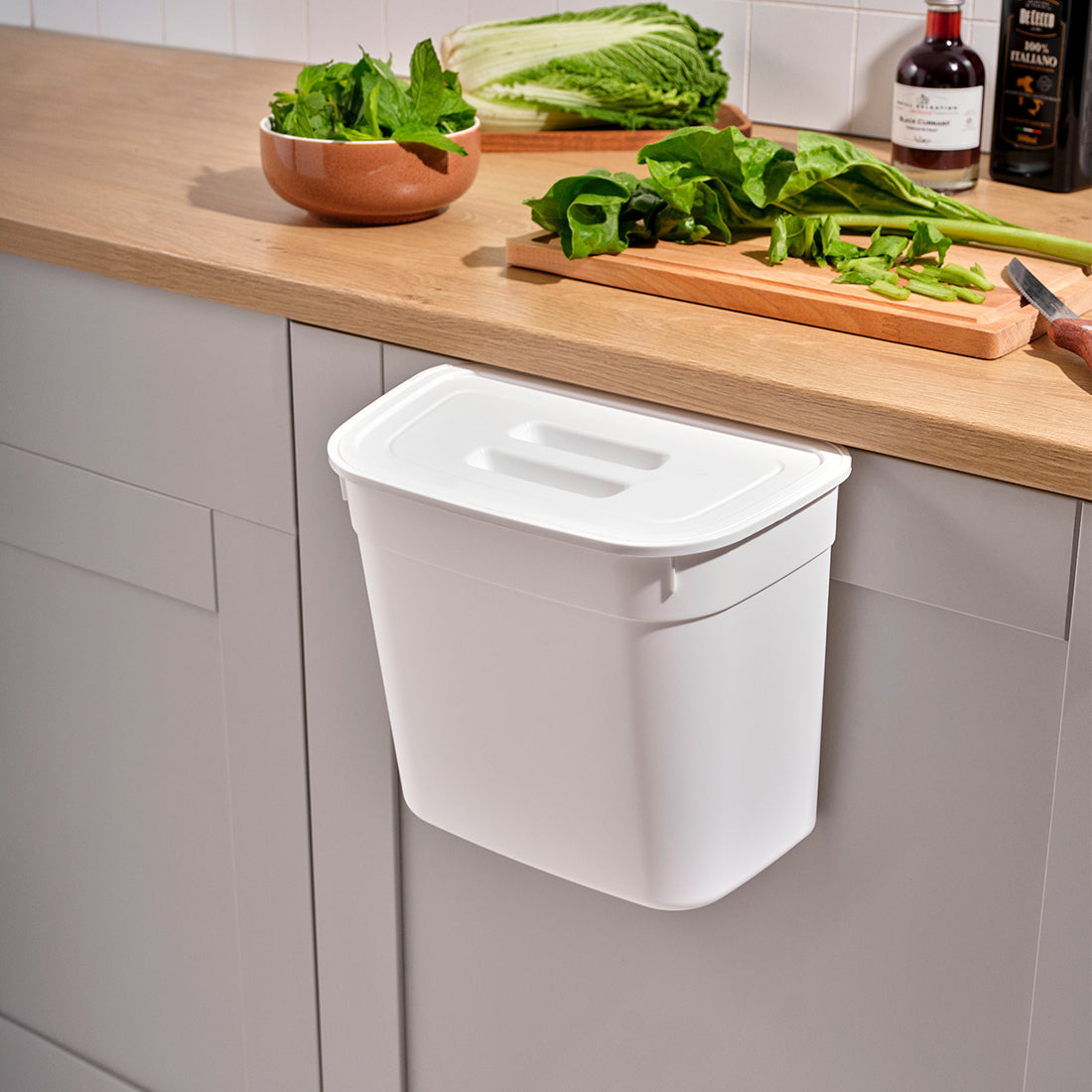 carrello per la spesa con struttura di metallo e sacca di tessuto tnt