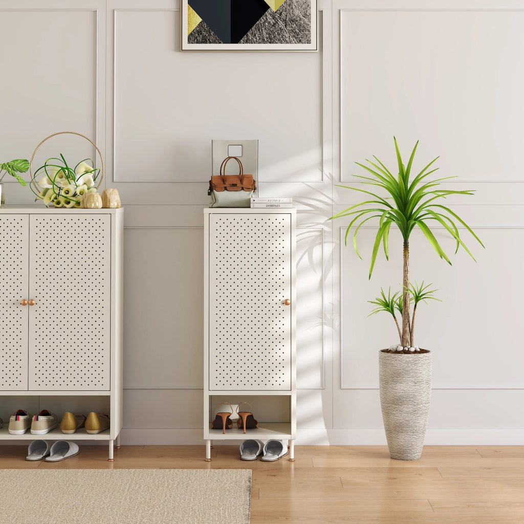 Scarpiera Coleraine con Anta 3 Ripiani Regolabili e Scomparto Aperto 115 x 43 x 35 - Acciaio Bianco Crema [en.casa]