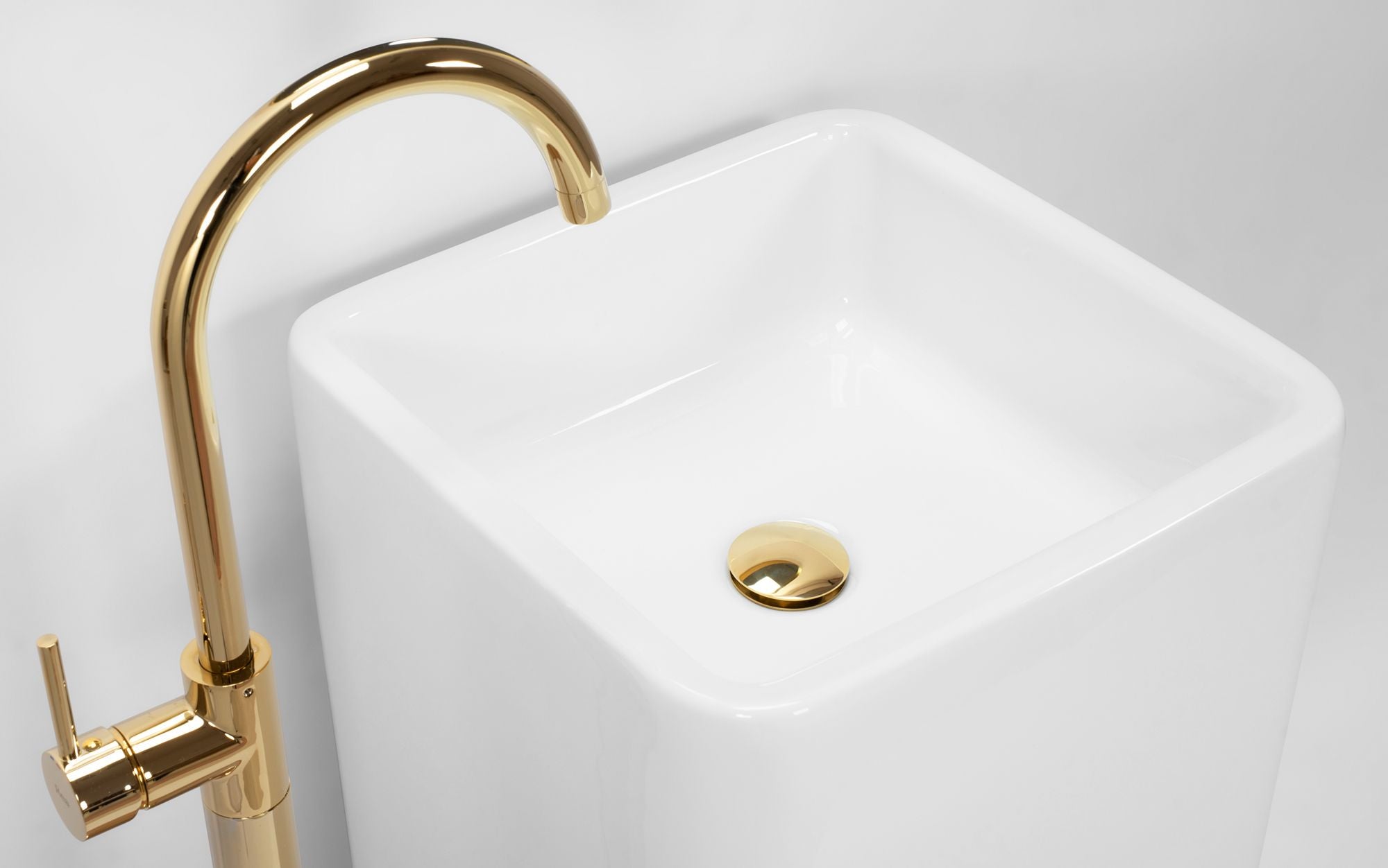 Lavabo Monolitico Rea Holly