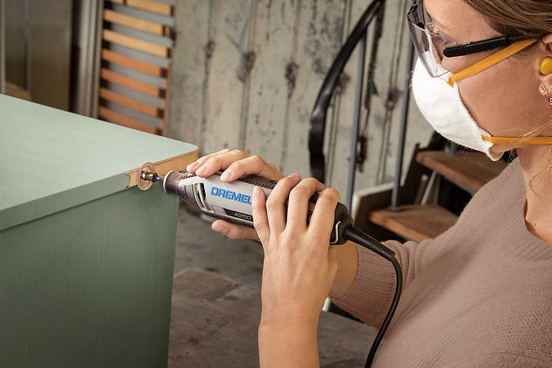 Dremel 4250-3/45 (F0134250JF) – Multitool a Rete 175 W + 45 Accessori