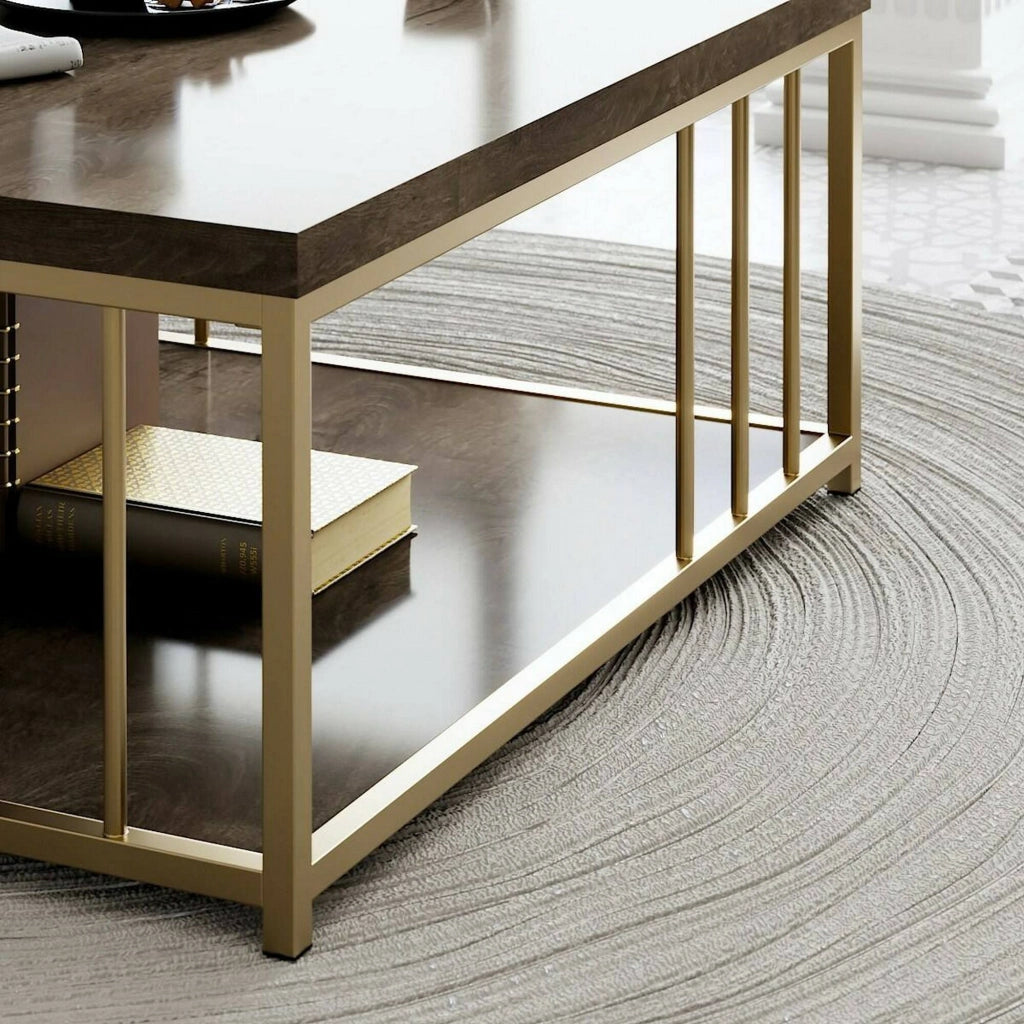 Tavolino da salotto Raiden, Tavolo basso da caffè, Portariviste per divano, Ripiano da soggiorno, 90x90h40 cm, Noce e Oro