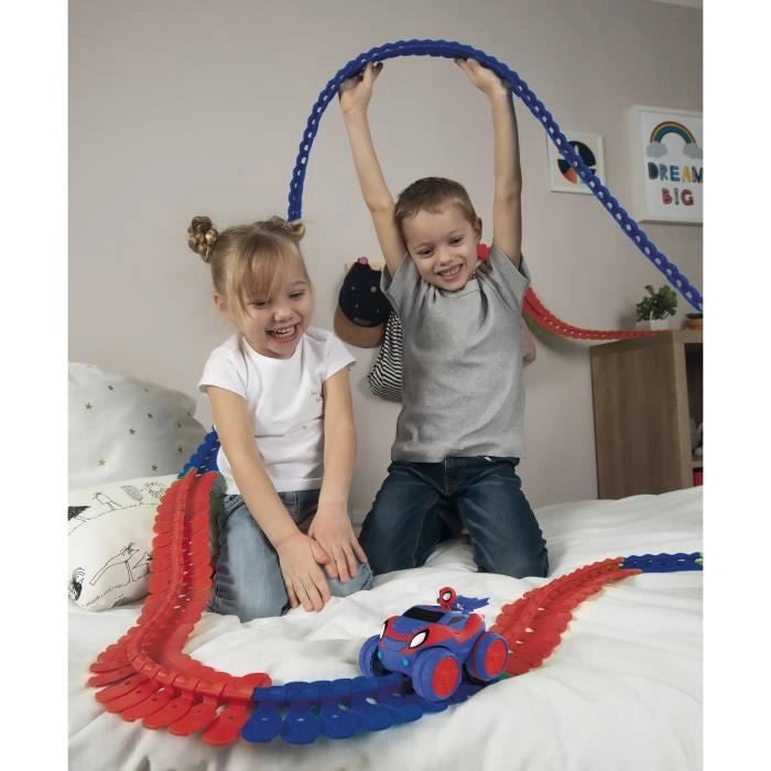 Set scoperta Spidey Flextreme - Batterie incluse - 184 binari flessibili e 1 veicolo