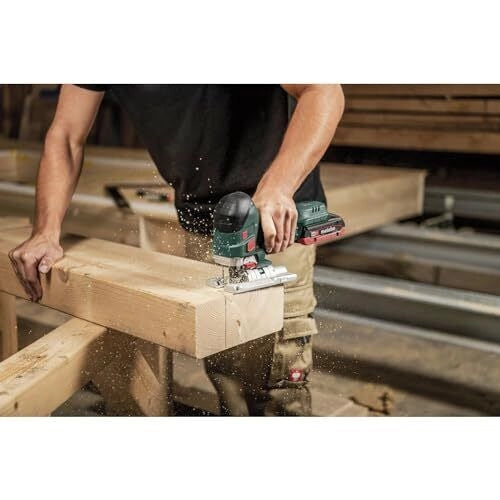 Metabo 601502840 STA 18 LTX 150 BL Seghetto alternativo a batteria 18 V motore brushless profondita' taglio 150 mm cambio lama senza attrezzi colore Nero