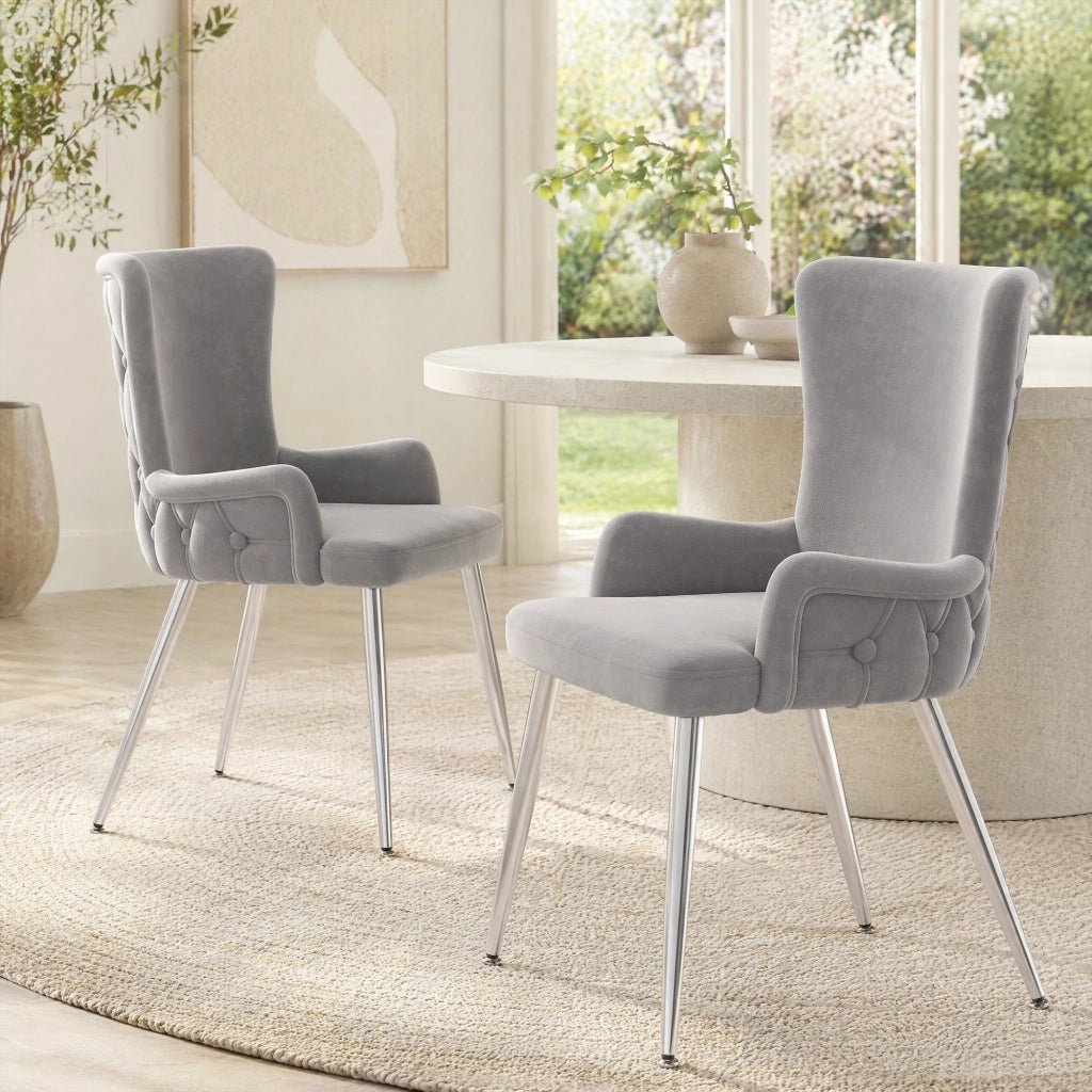 Set di 2 sedie da pranzo in velluto grigio con gambe in metallo argento; stile moderno