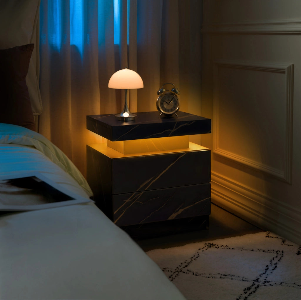 Comodino LED con 2 cassetti e luci multicolore regolabili in legno ingegnerizzato nero oro