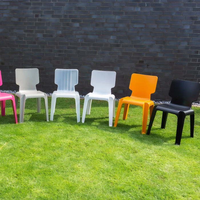 Sedia impilabile, sedia in plastica impilabile, robusta, vari colori