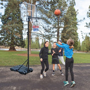 Area giochi con canestro regolabile in altezza con ruote per uso interno ed esterno in acciaio nero 164,59 × 213,36 cm