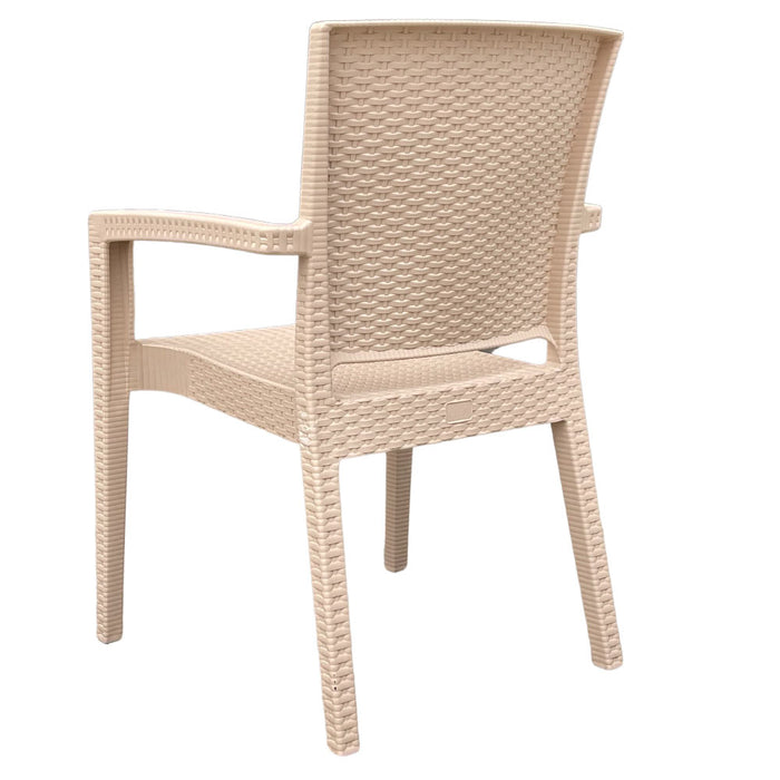 Sedia poltrona in plastica effetto rattan con braccioli color beige