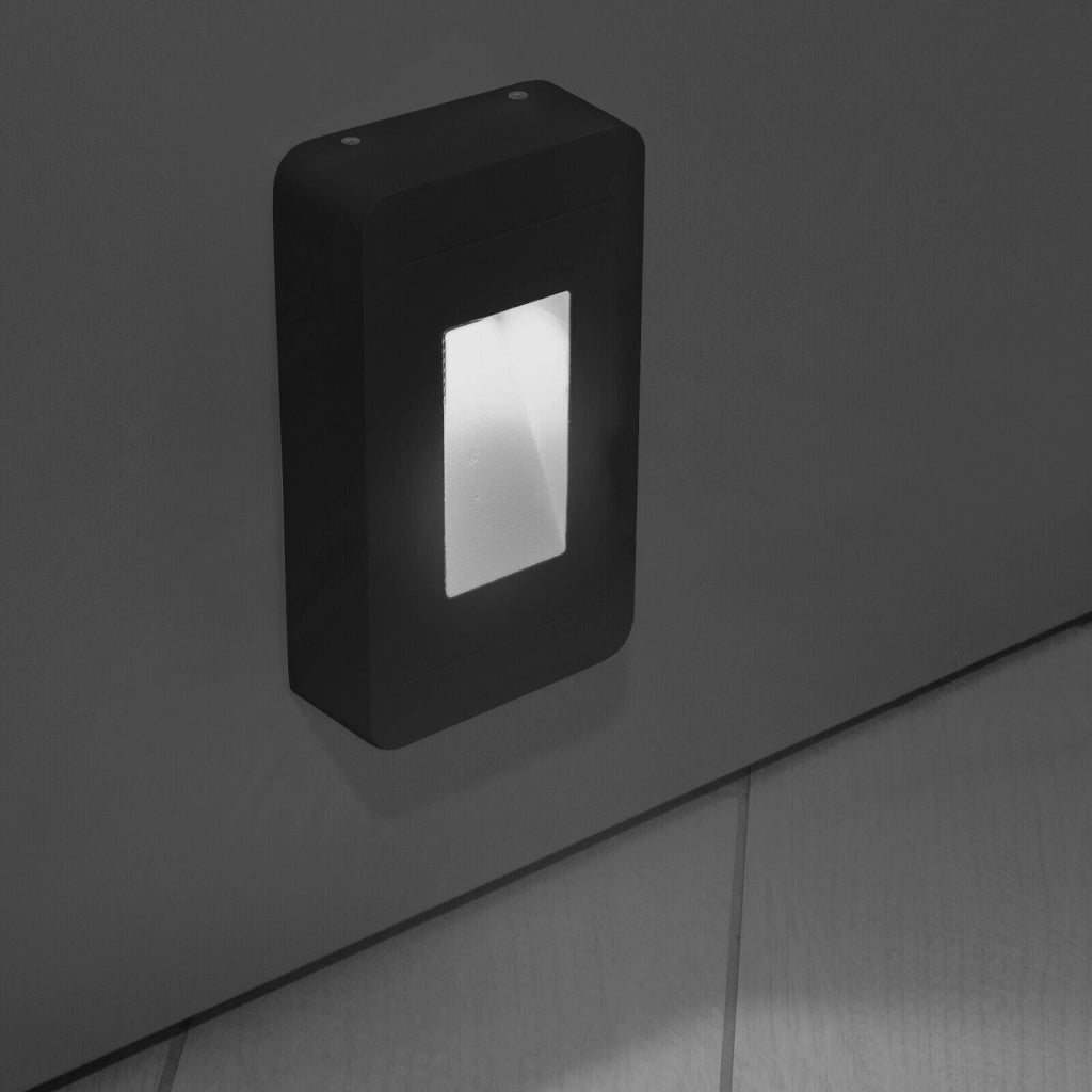 Faretto segnapassi esterno IP65 LED 12W scale giardino Nero Luce FREDDA 6500K