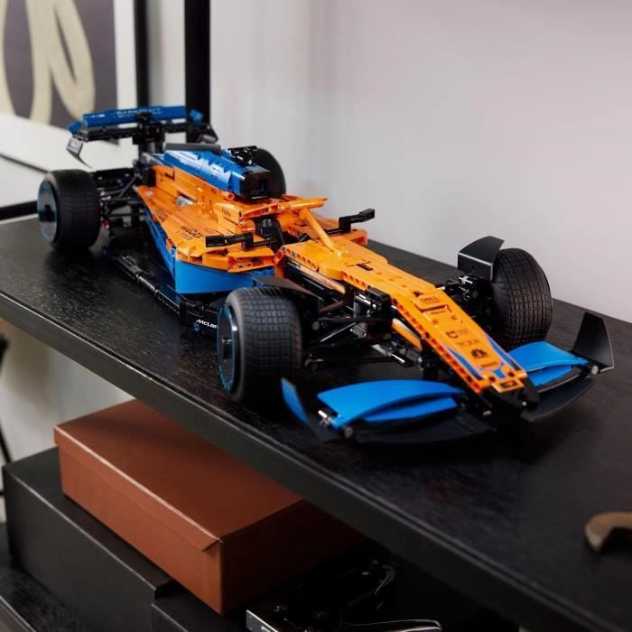 LEGO 42141 Technic La McLaren Formula 1 2022 Auto da Corsa, Modellino in Scala F1, Kit di Costruzione, Kit Modello per Adulti
