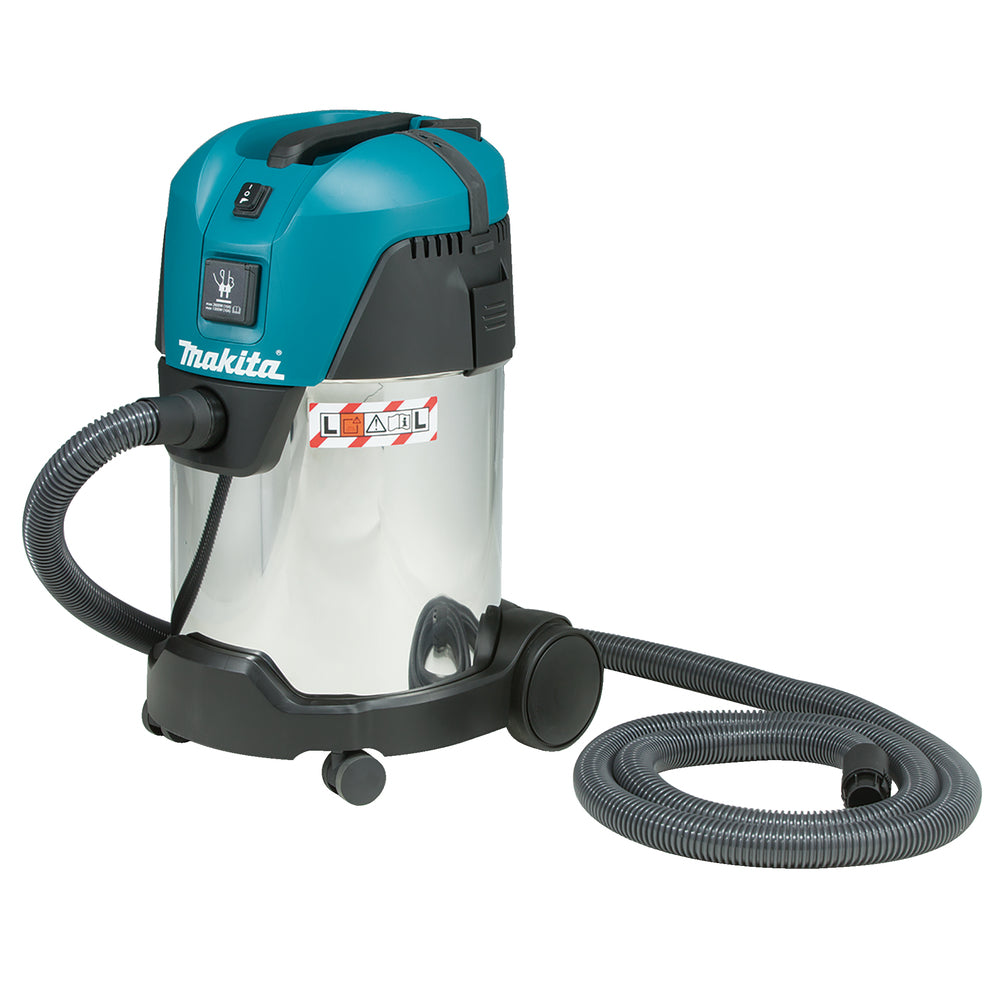 ASPIRATORE COLLEGABILE CON UTENSILI MAKITA 26 LITRI - 1000W VC3011L